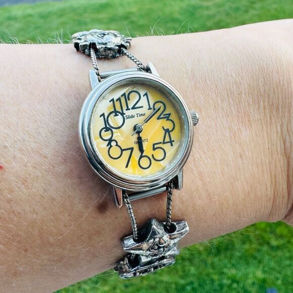 VTG Slide Time Silver Tone Celestial Sun Moon Stars Charm Watch - Picture 7 of 12